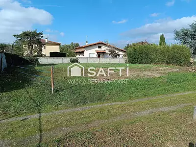 Terrain, 800 m²