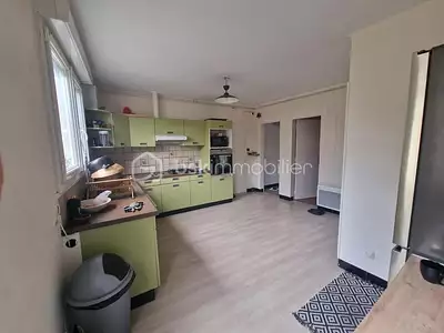 Maison, 271 m²