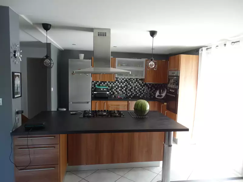 Maison, 200 m²