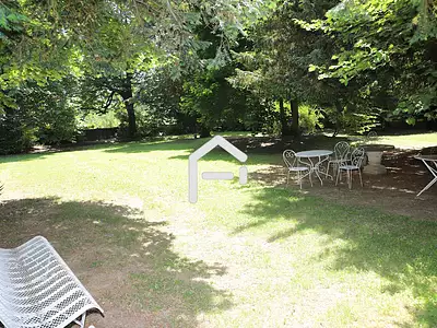 Maison, 1 000 m²