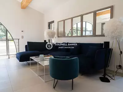 Maison, 260 m²