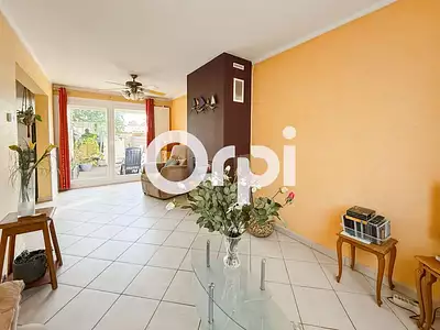 Maison, 77 m²