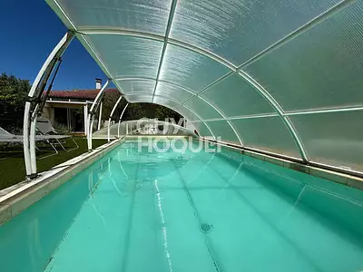 Maison, 230 m²