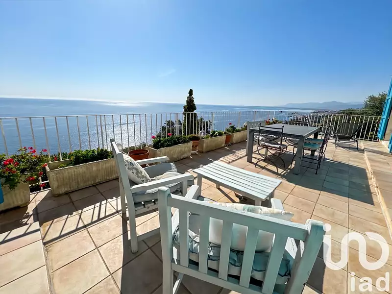 Maison, 215 m²