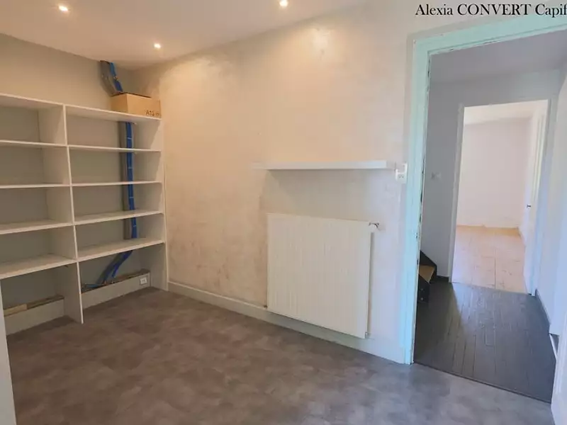 Maison, 211 m²