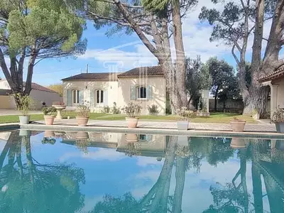 Maison, 151 m²