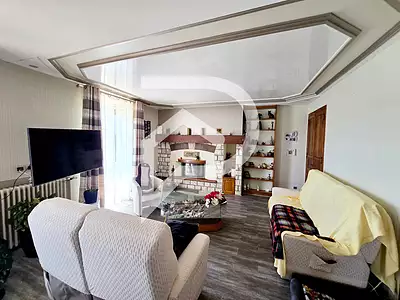 Maison, 225 m²
