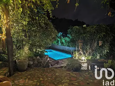 Maison, 280 m²