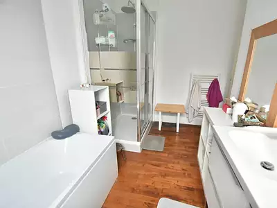 Maison, 151 m²
