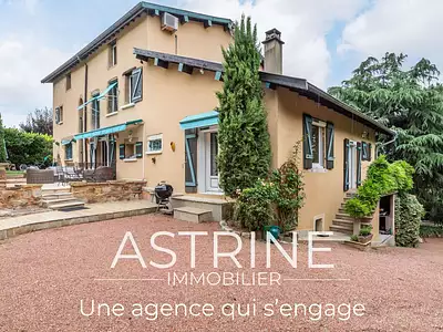 Maison, 243 m²