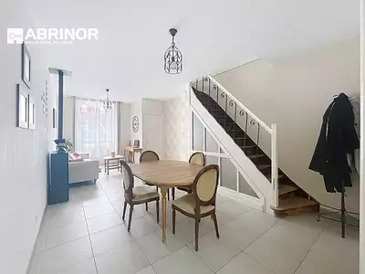 Maison, 93 m²