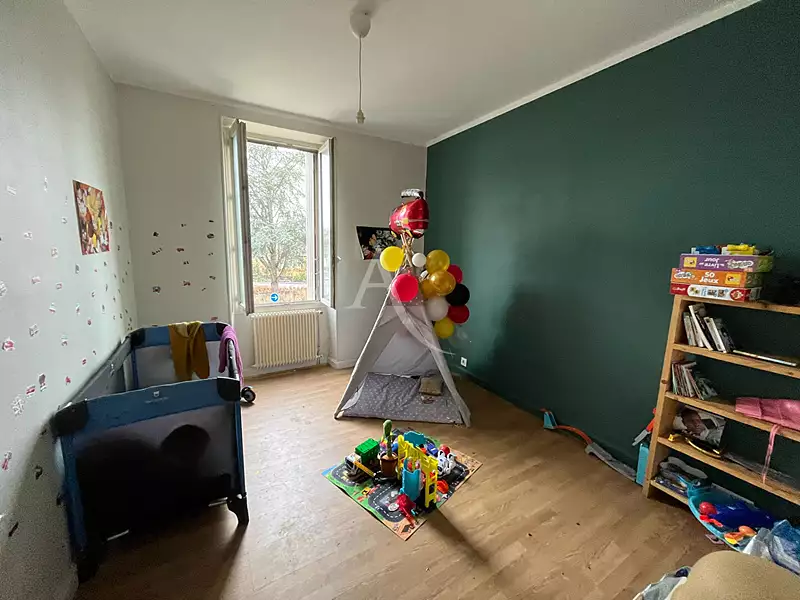 Immeuble, 90 m²