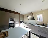 Maison, 232 m²