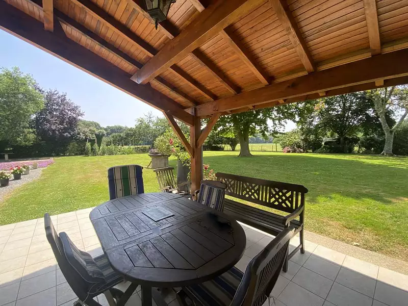 Maison, 280 m²