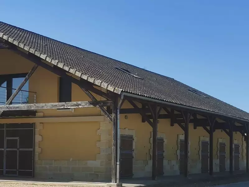 Maison, 859 m²
