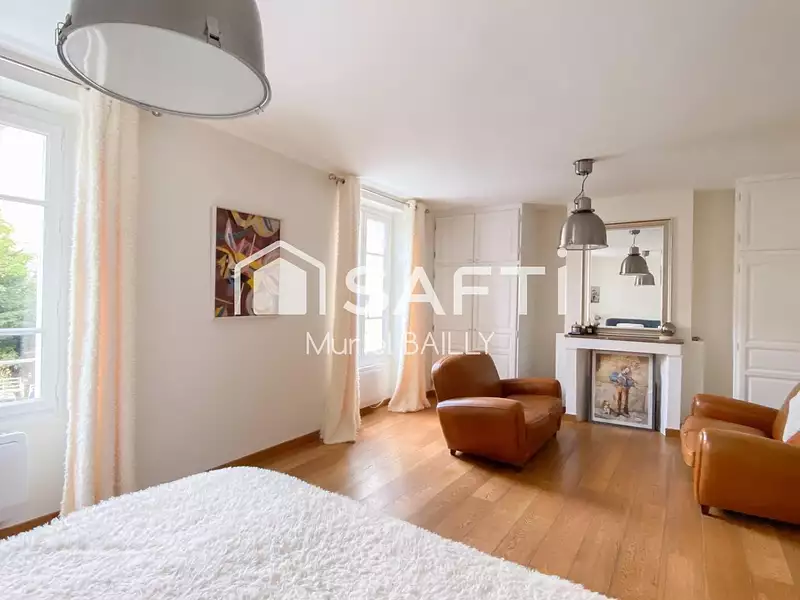 Maison, 246 m²