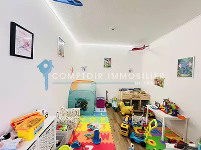 Maison, 97 m²