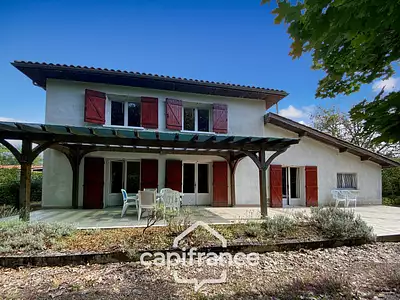 Maison, 168 m²