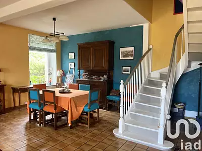 Maison, 165 m²