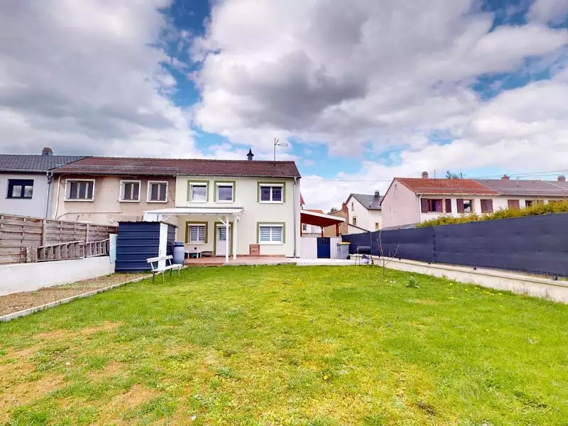 Maison, 84 m²