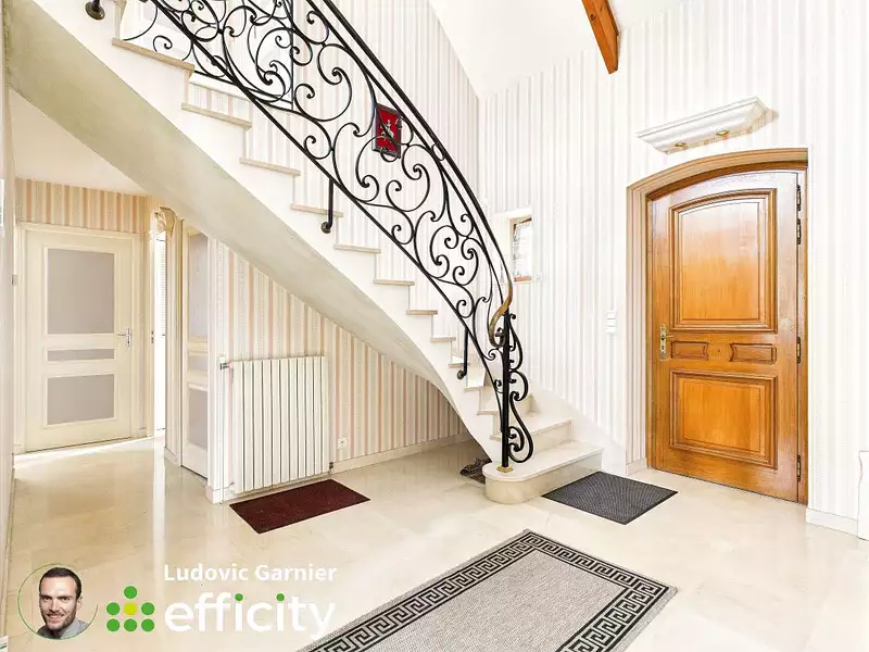 Maison, 190 m²