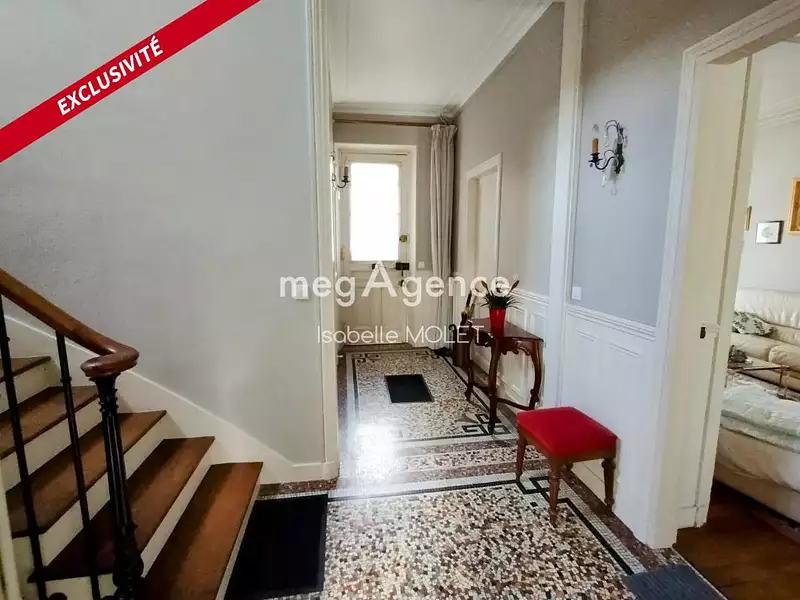 Maison, 182 m²