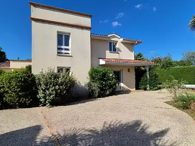 Maison, 182 m²