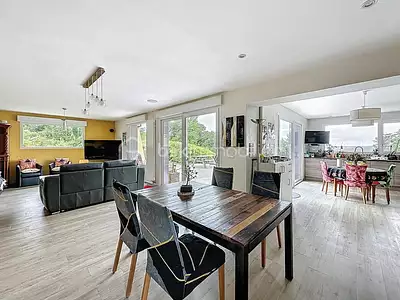 Maison, 140 m²