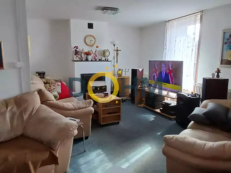 Maison, 171 m²