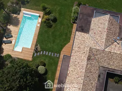 Maison, 180 m²