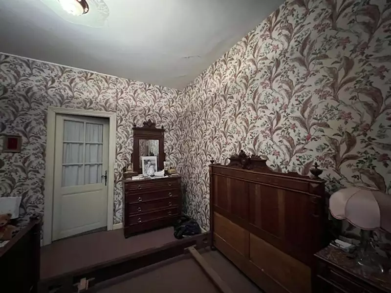 Maison, 196 m²