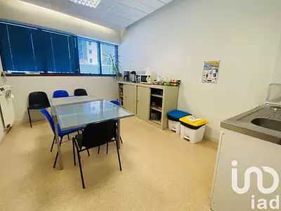 Immeuble, 710 m²