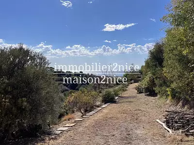 Terrain, 4 811 m²