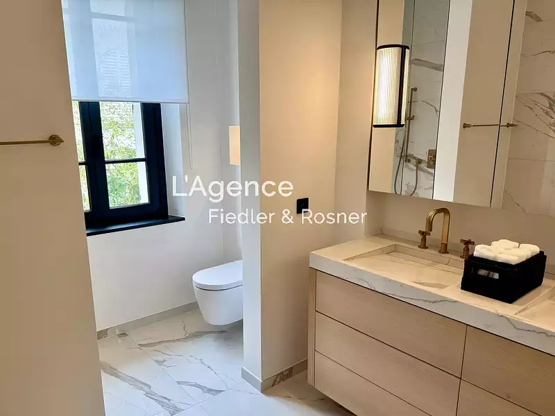 Maison, 265 m²