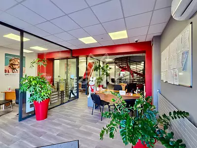 Immeuble, 380 m²