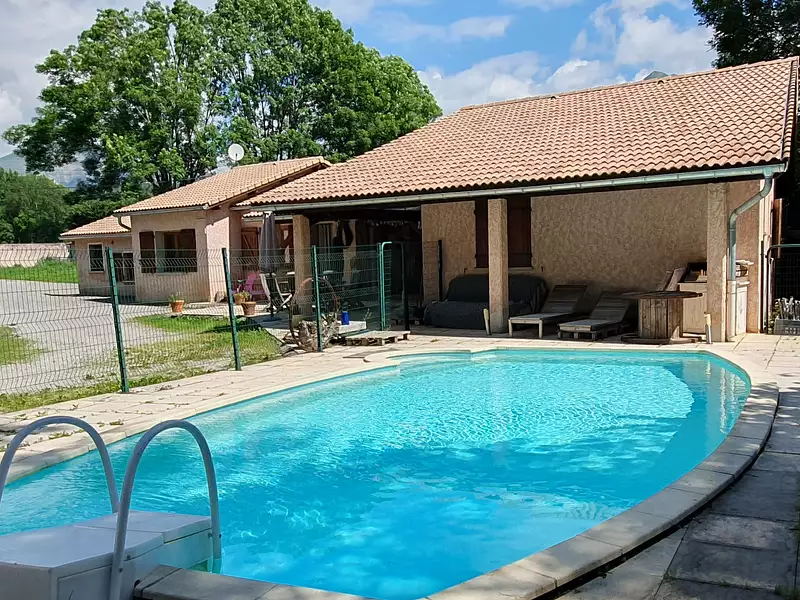 Maison, 192 m²