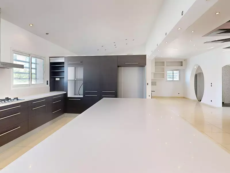 Maison, 205 m²