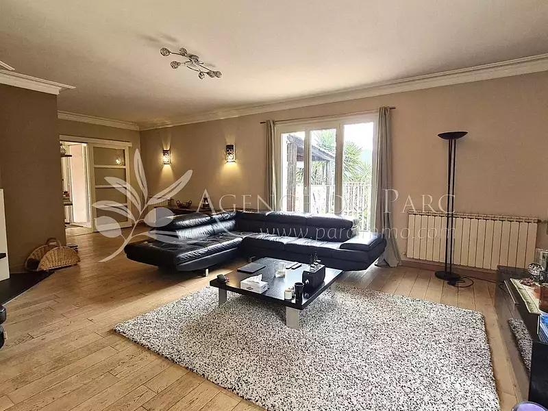 Maison, 180 m²