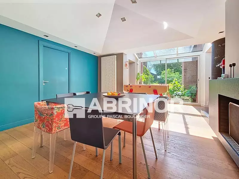 Maison, 307 m²