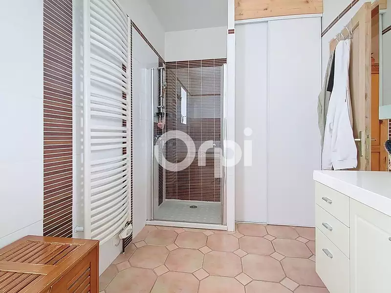Maison, 160 m²