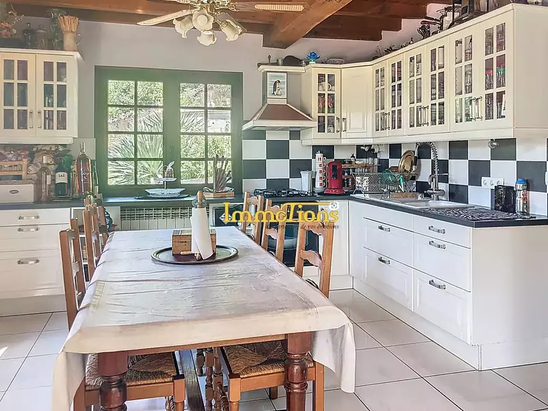 Maison, 175 m²