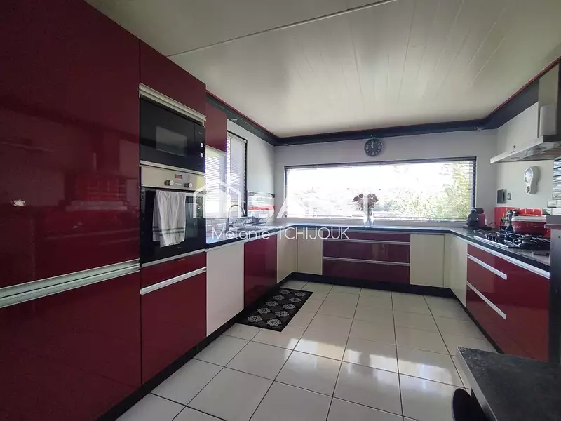 Maison, 148 m²