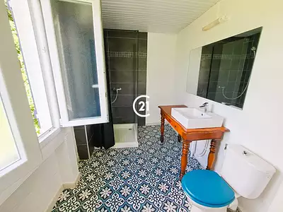 Maison, 230 m²