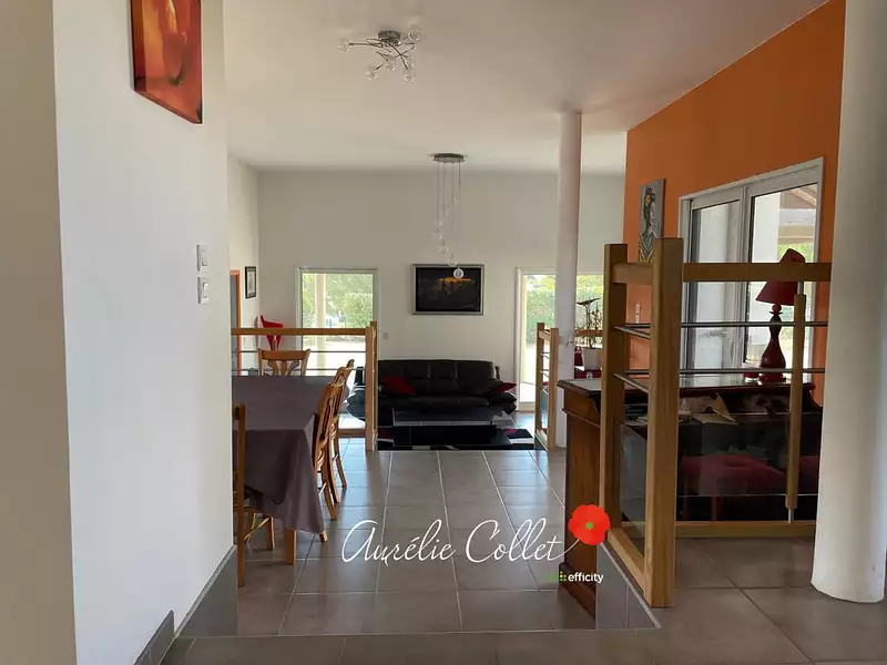 Maison, 112 m²