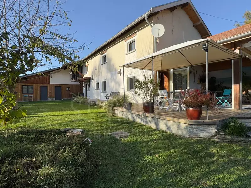 Maison, 220 m²