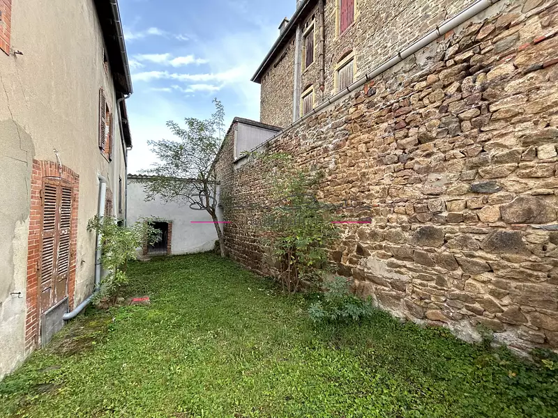 Immeuble, 76 m²