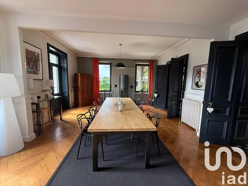 Maison, 390 m²