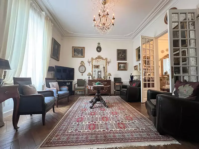 Maison, 210 m²
