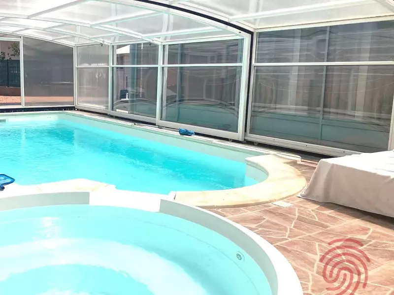 Maison, 160 m²