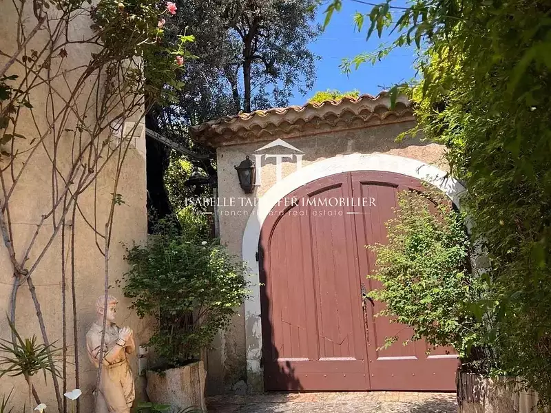 Maison, 280 m²